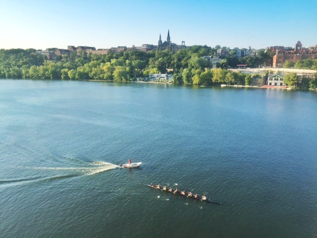 Crew team on the Potomac