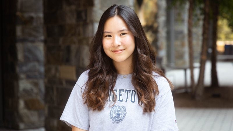 Jenna Pae wears a gray Georgetown T-Shirt