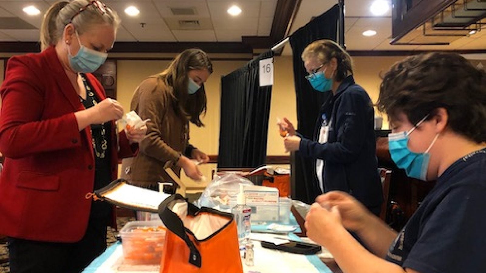 Students at Georgetown&#039;s COVID-19 Vaccine Booster Clinic