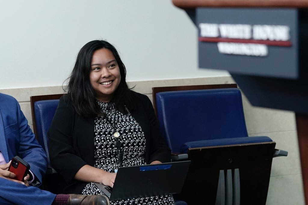 An image of Angela Perez (C'20) at the White House.