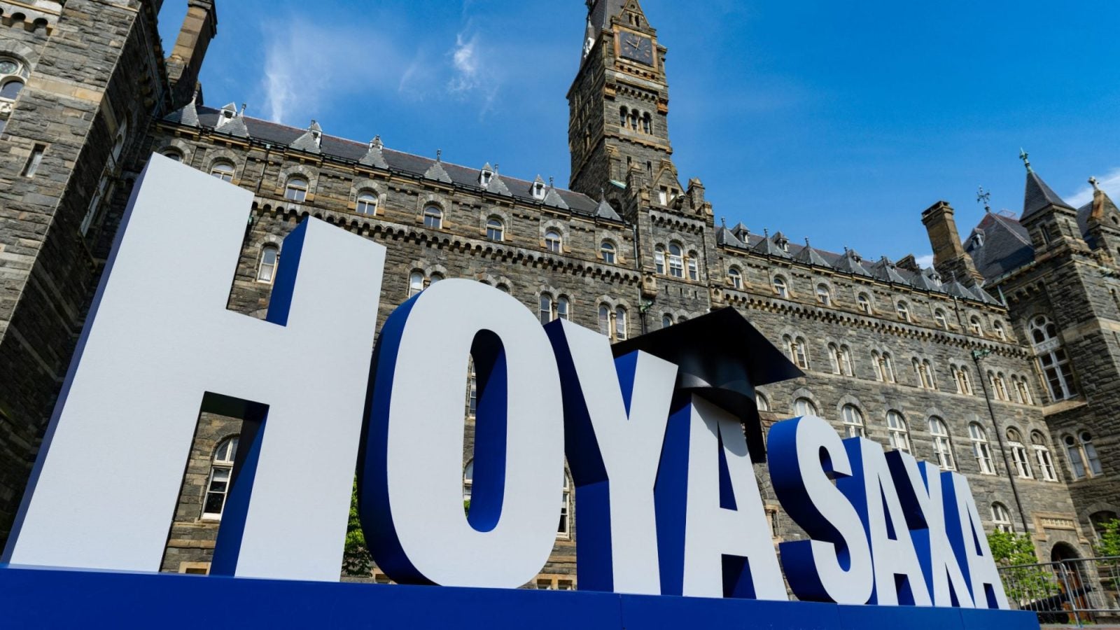 An image of the Hoya Saxa sign outside Healy Hall