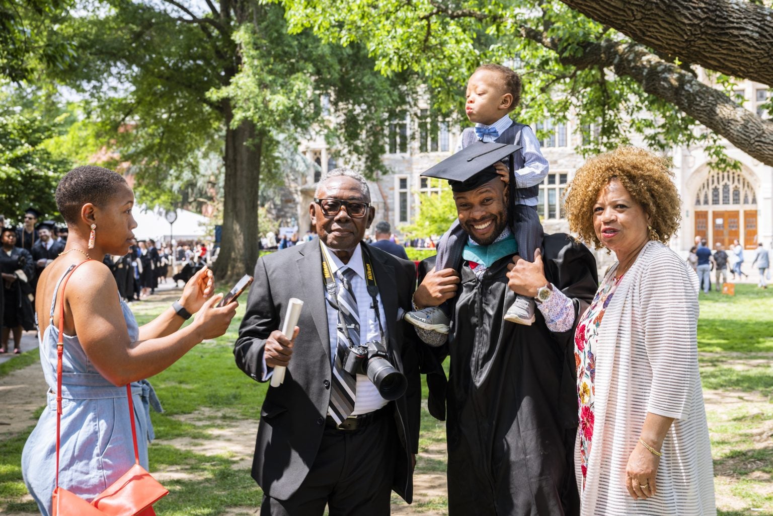  Georgetown Celebrates the Class of 2023 at Commencement - Georgetown Motiv 