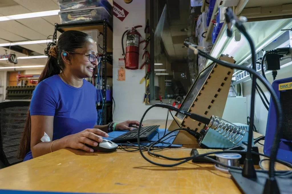 The Making of a Hoyapreneur: Georgetown�s Startup Incubators at Work