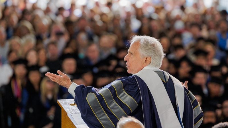 Henry Winkler speaks to a crowd of students at Georgetown&#039;s graduation
