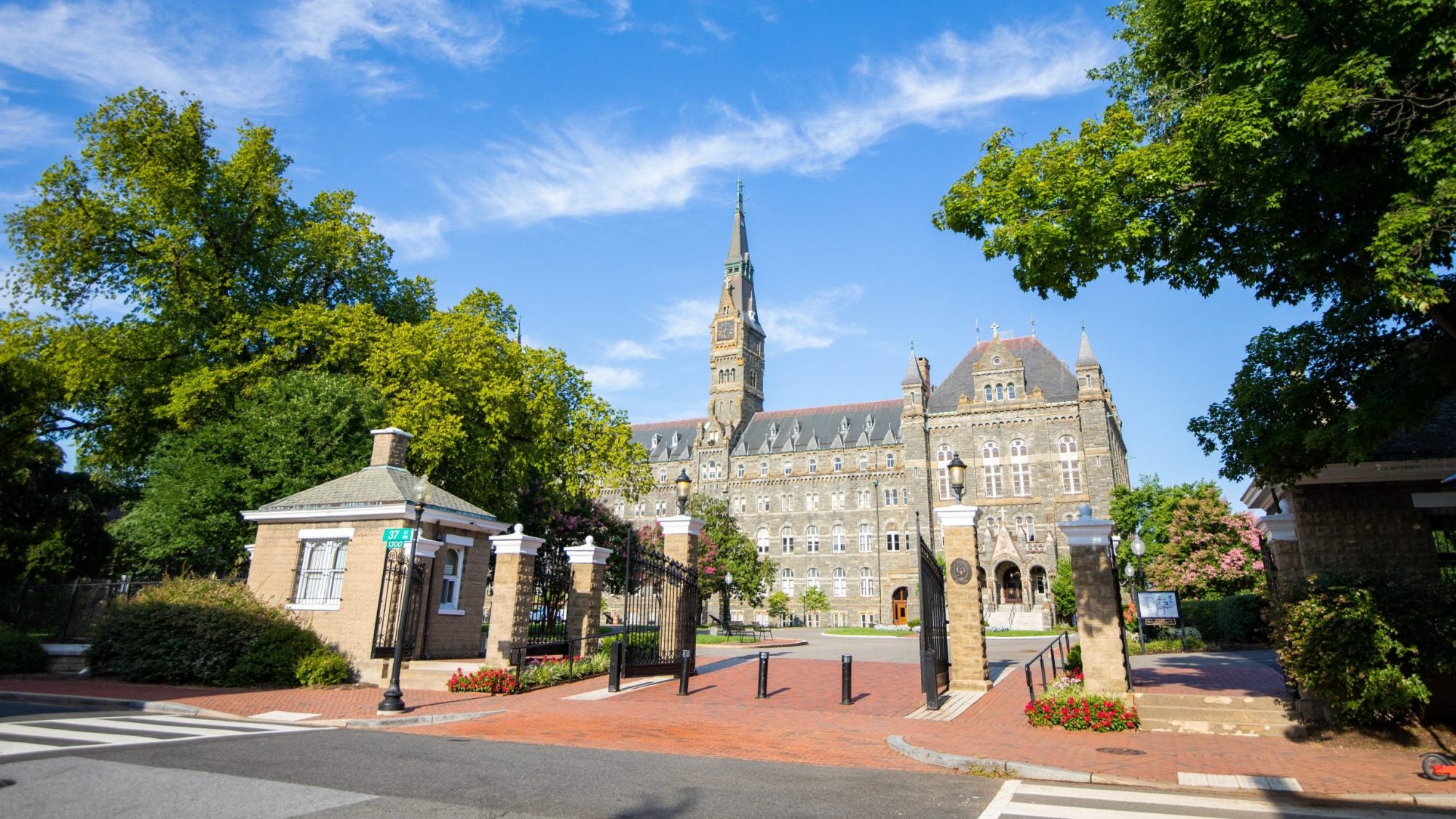 The entrance to Georgetown&#039;s campus on a sunny day