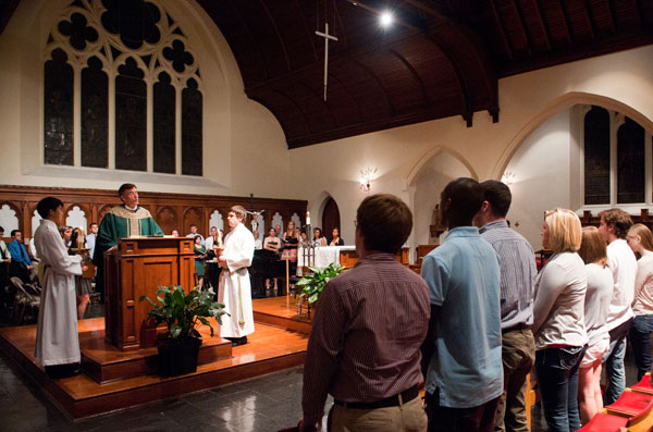 A photo of daily mass from the interior of Dahlgren Chapel. 