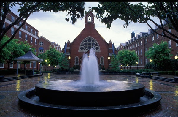 A photo of Dahlgren Chapel and Dahlgren quad. 