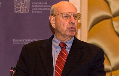 Thomas Pickering speaks at Georgetown University