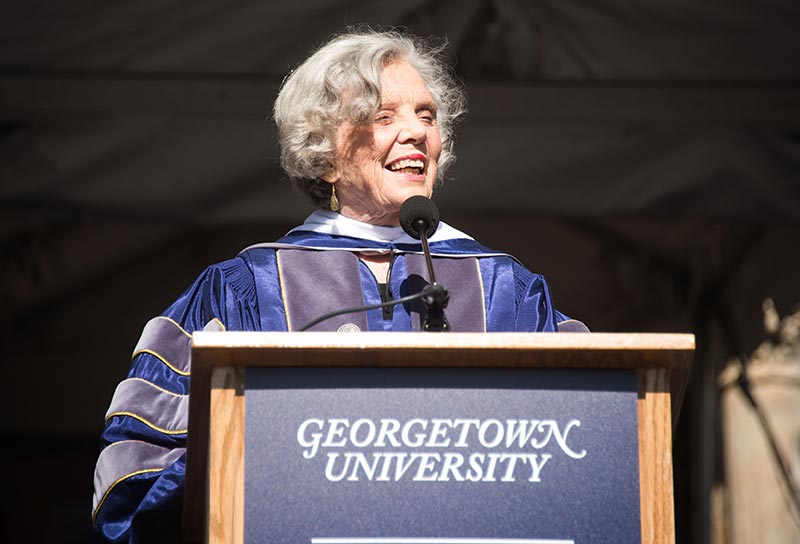 Elena Poniatowska Amor speaks to the Graduate School of Arts and Sciences graduating class