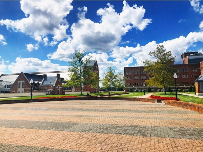 Wide shot of Leavey Esplanade on a bright sunny day