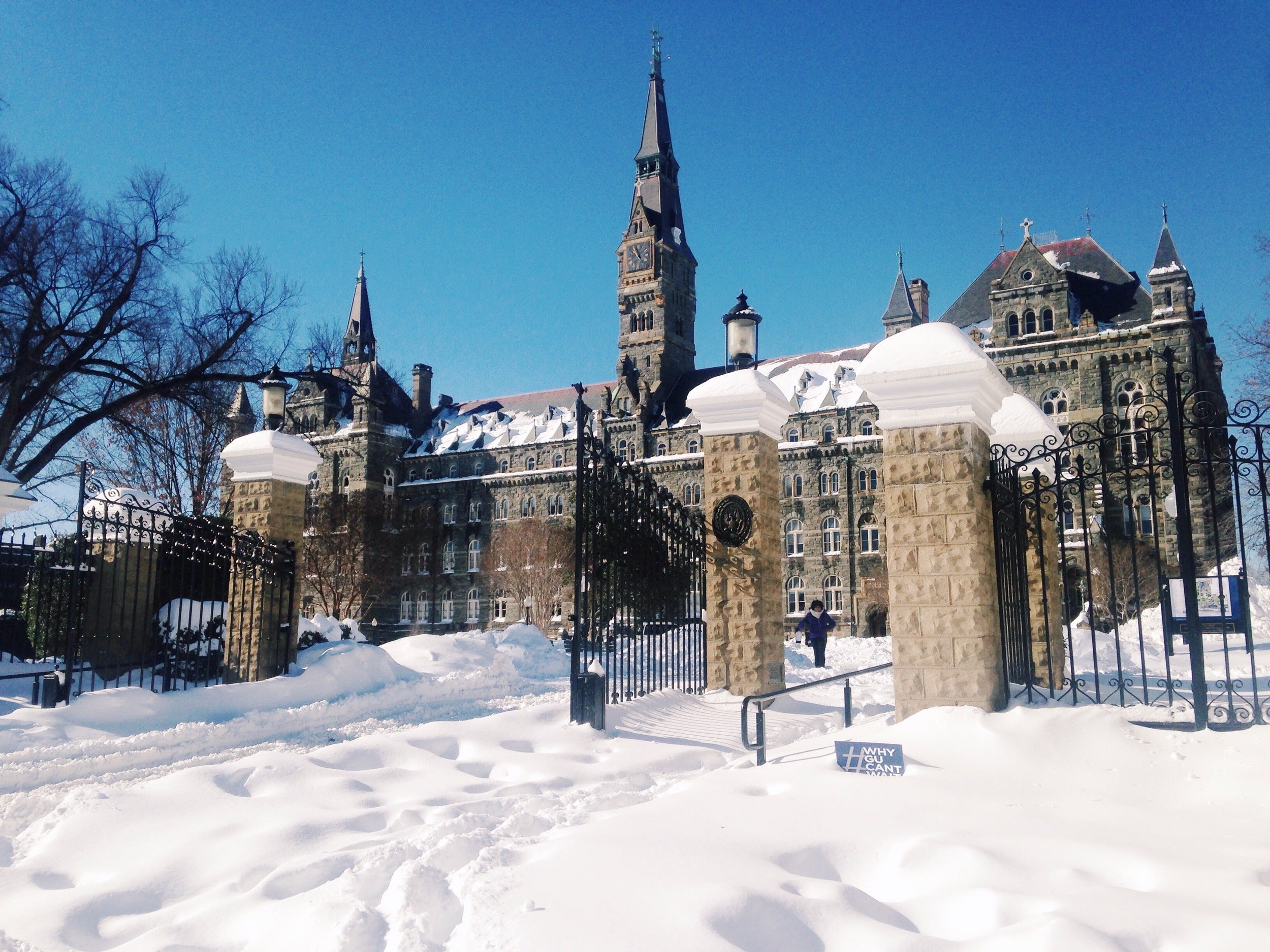 A snowy day on campus